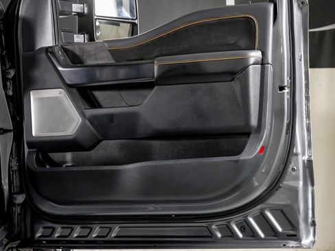 Used 2024 Ford F350 Platinum image 37