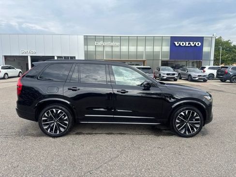 Used 2026 Volvo XC90 B6 Ultra w/ Protection Package Premier AWD/4WD image 4