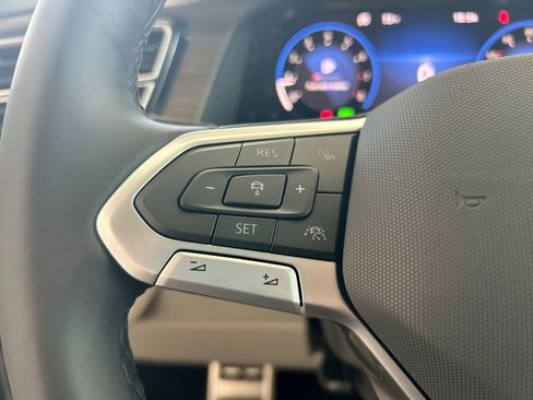 New 2026 Volkswagen Atlas SEL Premium R-Line AWD/4WD image 18