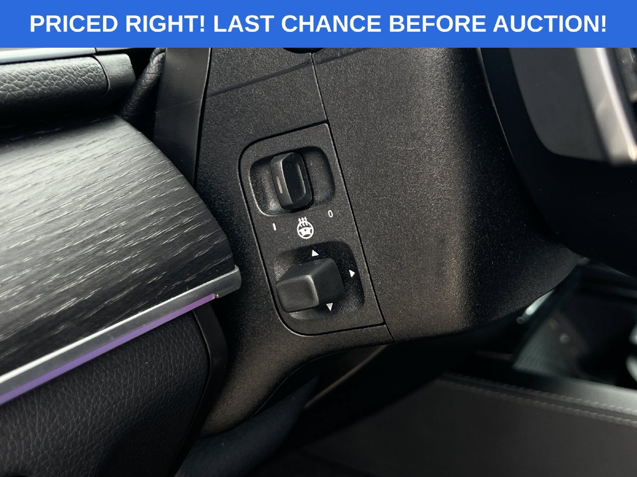Used 2025 Mercedes-Benz GLE 450 4MATIC w/ AMG Line Exterior image 11