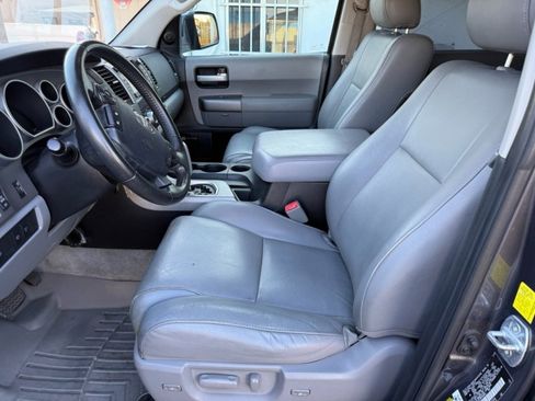 Used 2011 Toyota Sequoia Limited image 12