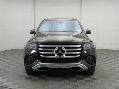 New 2026 Mercedes-Benz GLS 450 4MATIC image 2