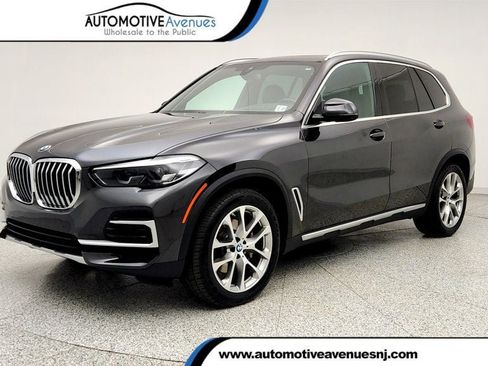 Used 2022 BMW X5 xDrive40i w/ Premium Package image 1