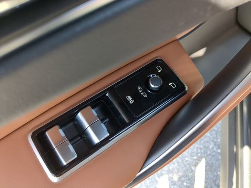 New 2026 Jaguar F-PACE R-Dynamic S image 14