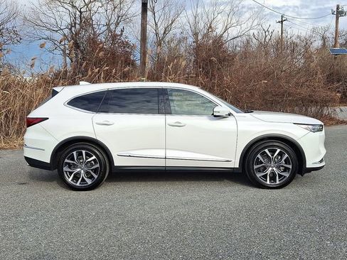 Used 2023 Acura MDX SH-AWD w/ Technology Package image 7