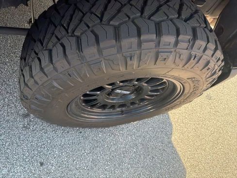 Used 2025 Toyota Tacoma TRD Off-Road image 20