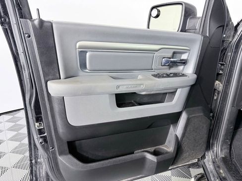 Used 2019 RAM 1500 Big Horn image 9