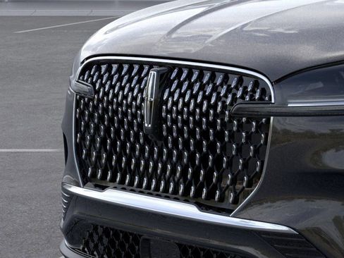 New 2025 Lincoln Aviator AWD image 17