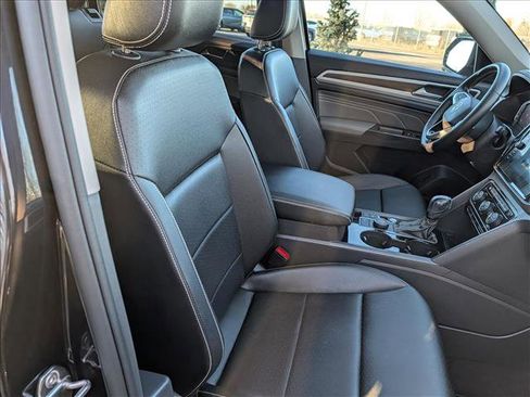 Used 2023 Volkswagen Atlas SE image 12