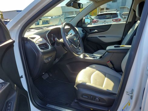 Used 2018 Chevrolet Equinox Premier w/ Infotainment II Package image 21