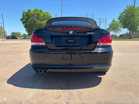 Used 2008 BMW 128i Convertible image 37