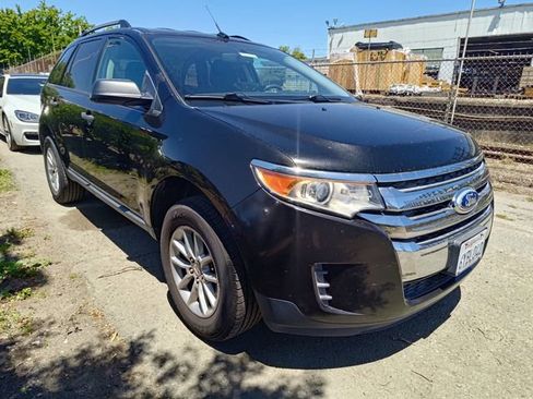 Used 2013 Ford Edge SE FWD image 1