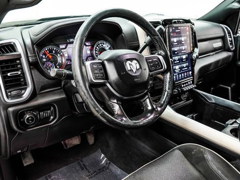Used 2019 RAM 3500 Laramie w/ Black Appearance Package AWD/4WD image 20