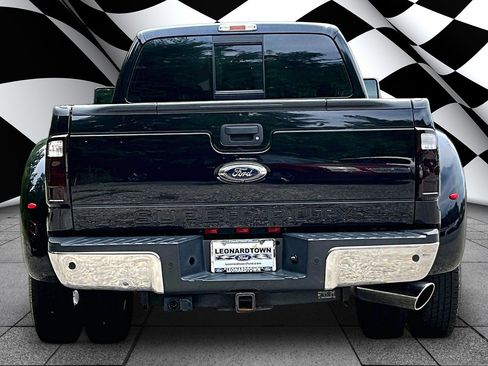 Used 2016 Ford F350 Lariat w/ Lariat Ultimate Package AWD/4WD image 4