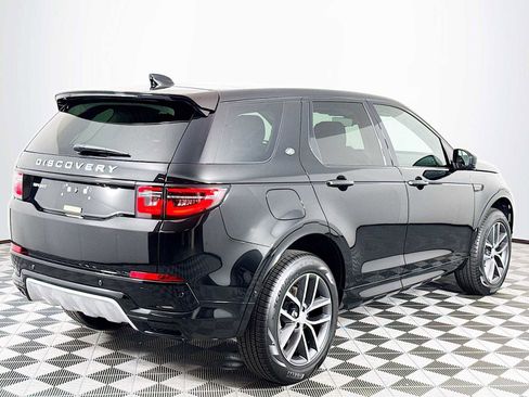 New 2025 Land Rover Discovery Sport S image 5
