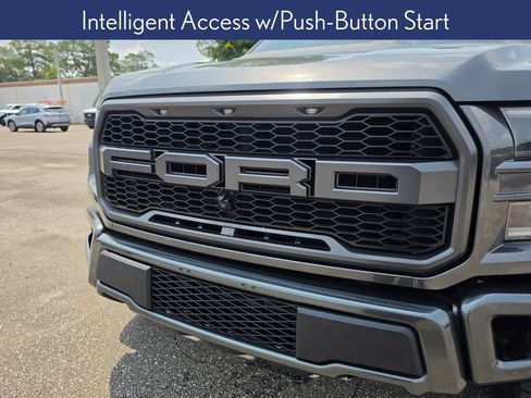Used 2018 Ford F150 Raptor w/ Equipment Group 802A Luxury AWD/4WD image 15
