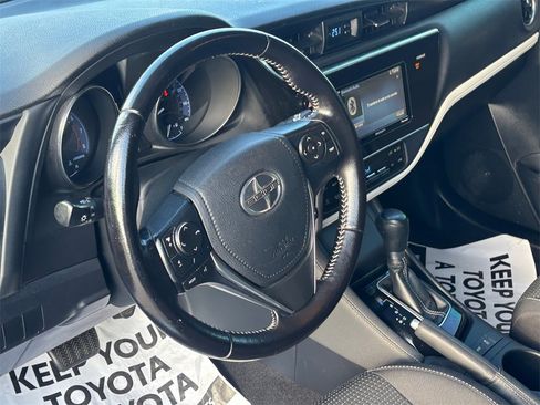 Used 2016 Scion iM image 9