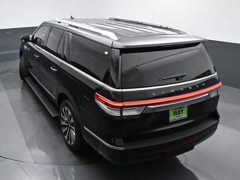 Used 2024 Lincoln Navigator L Reserve image 43