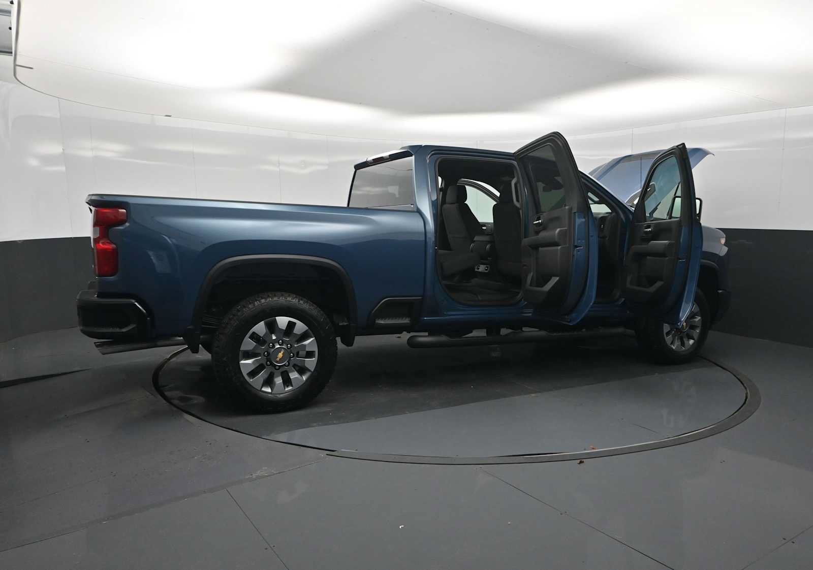 New 2026 Chevrolet Silverado 2500 Custom w/ Custom Value Package AWD/4WD image 28