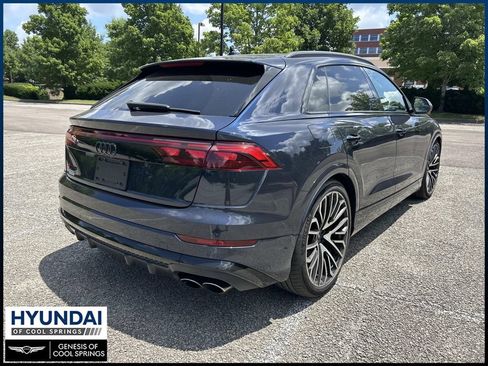 Used 2024 Audi SQ8 Prestige AWD/4WD image 7