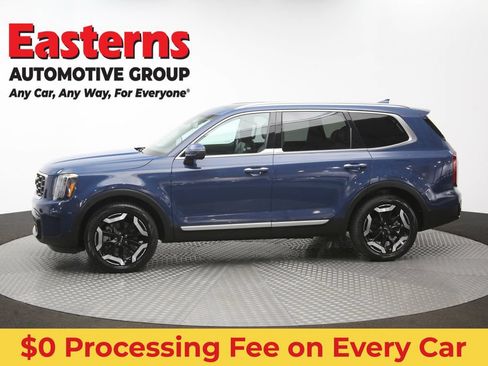 Used 2025 Kia Telluride S FWD image 61