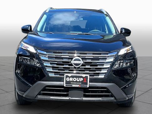 Certified 2024 Nissan Rogue SV w/ SV Premium Package FWD image 4