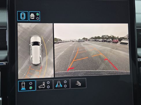 New 2026 GMC Yukon XL Elevation image 12