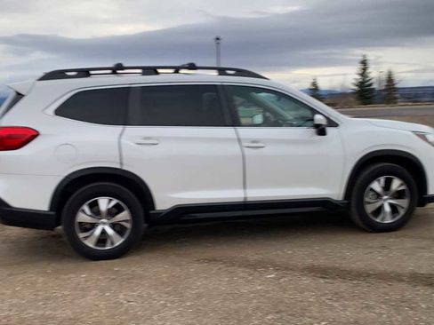 Used 2021 Subaru Ascent Premium w/ Convenience Package image 9