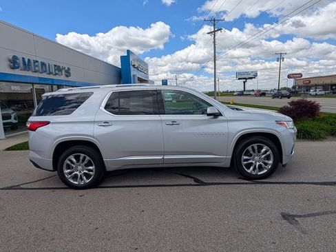 Used 2020 Chevrolet Traverse High Country AWD/4WD image 2