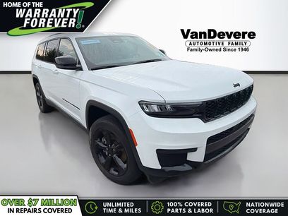 Used 2023 Jeep Grand Cherokee L Laredo