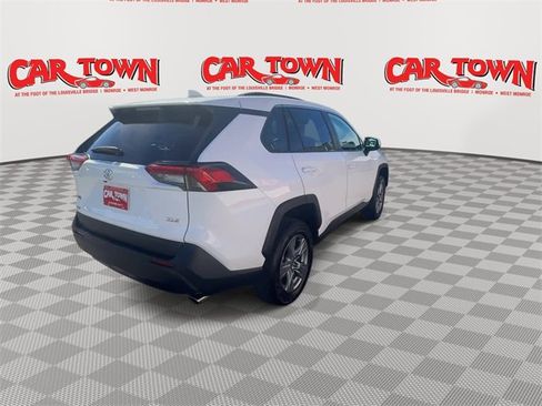 Used 2024 Toyota RAV4 XLE image 8