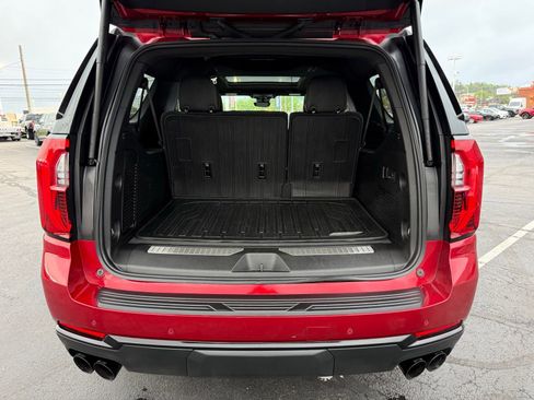 Used 2025 GMC Yukon XL AT4 Ultimate w/ LPO, Floor Liner Package AWD/4WD image 51