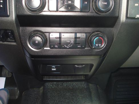 Used 2020 Ford F250 XL w/ Power Equipment Group AWD/4WD image 35
