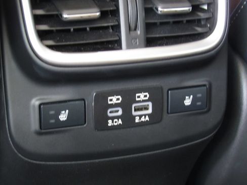 Used 2023 Subaru Outback Touring AWD/4WD image 32