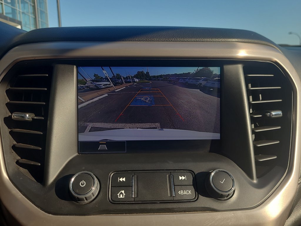 Used 2023 GMC Acadia Denali FWD image 32