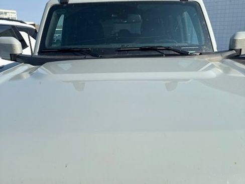 Used 2023 Ford Bronco Outer Banks w/ Sasquatch Package AWD/4WD image 38