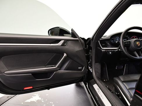 Used 2021 Porsche 911 Carrera image 32