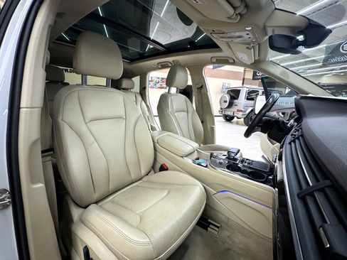 Used 2018 Audi Q7 3.0T Prestige image 46