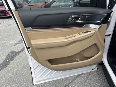 Used 2017 Ford Explorer Limited w/ Equipment Group 301A image 28