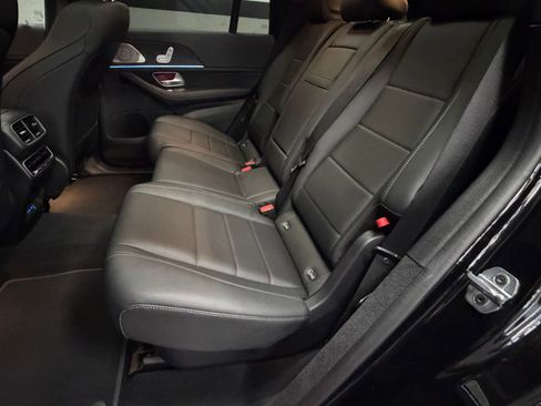 Certified 2025 Mercedes-Benz GLS 450 4MATIC image 41