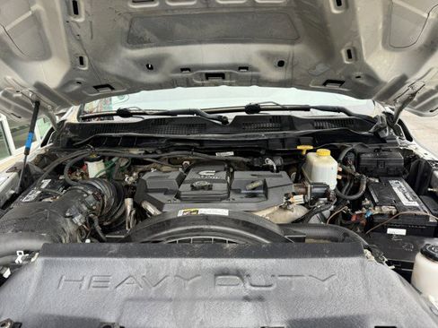 Used 2016 RAM 5500 SLT w/ Quick Order Package 29G SLT image 17