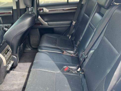 Used 2014 Lexus GX 460 Luxury image 24