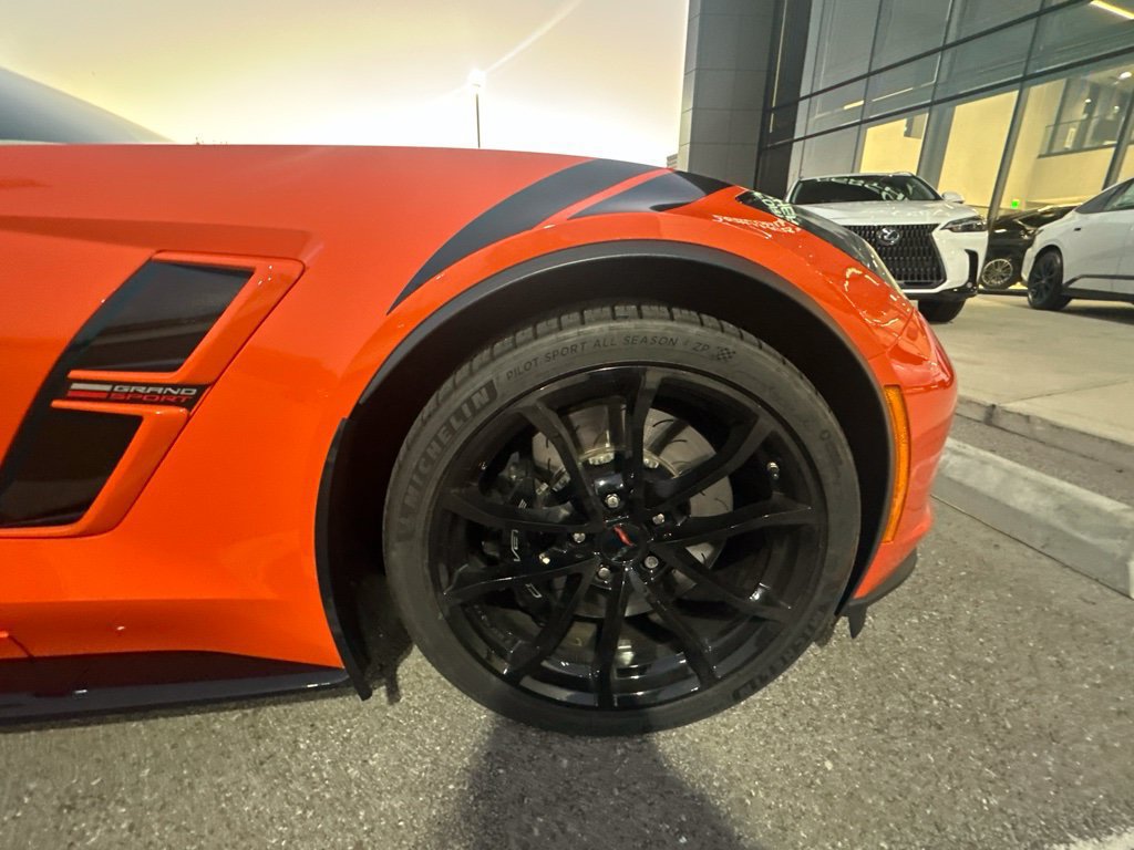 Used 2019 Chevrolet Corvette Grand Sport RWD image 16