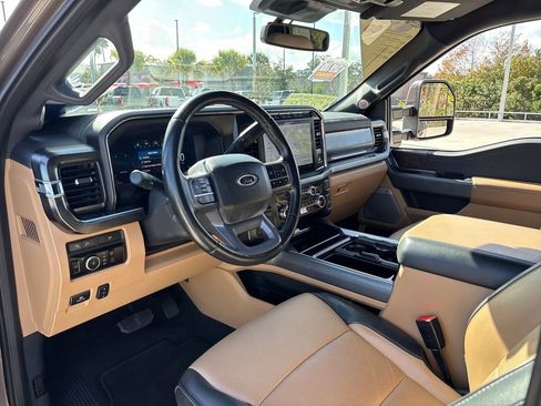 Used 2023 Ford F250 Lariat w/ Lariat Ultimate Package image 7