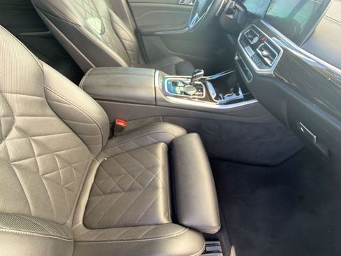 Used 2023 BMW X5 xDrive40i AWD/4WD image 35