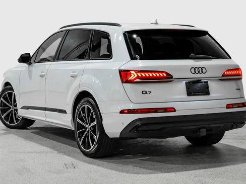 Used 2021 Audi Q7 3.0T Prestige w/ Prestige Package AWD/4WD image 7
