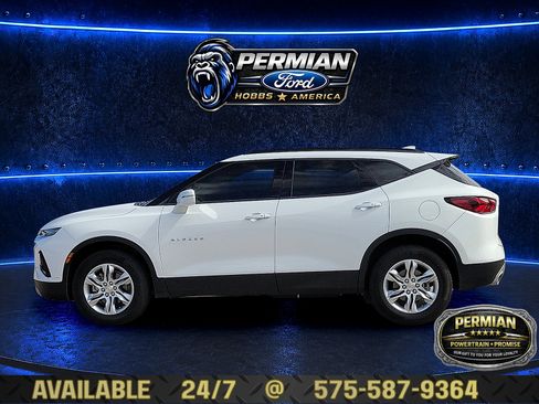 Used 2019 Chevrolet Blazer LT FWD image 2