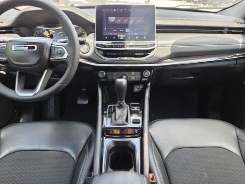Certified 2023 Jeep Compass Latitude AWD/4WD image 13