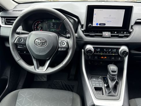 Certified 2025 Toyota RAV4 XLE w/ Weather Package AWD/4WD image 18