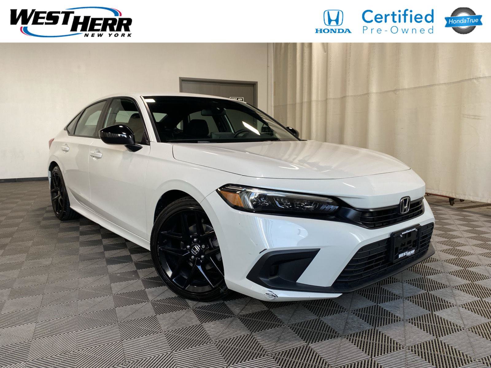 Used 2024 Honda Civic Sport image 1